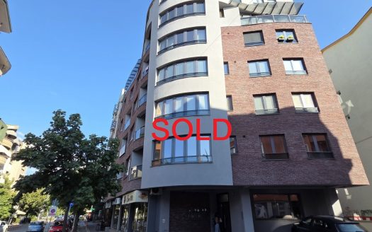 Apartment 66 m2 in Debar Maalo